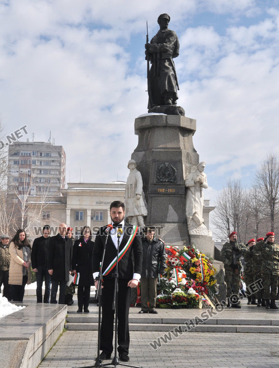 Концерти, венци и цветя за 140 г. от Освобождението на България