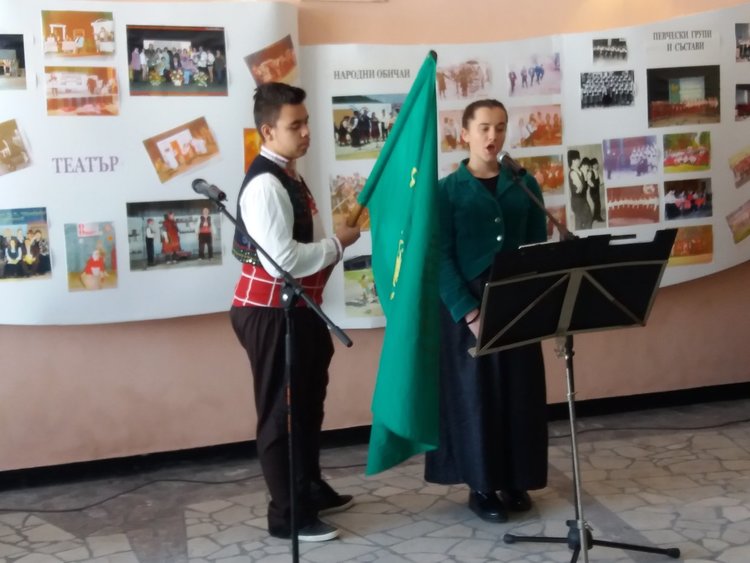 Дебър отбеляза 3 март