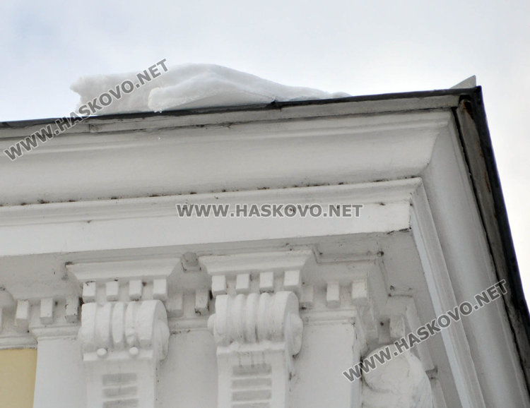 До 10 градуса в неделя, продължава снеготопенето