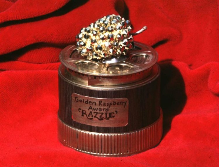 „Златна малинка“ за „Емоджи: Филмът“ за най-слаб филм за 2017 г. 