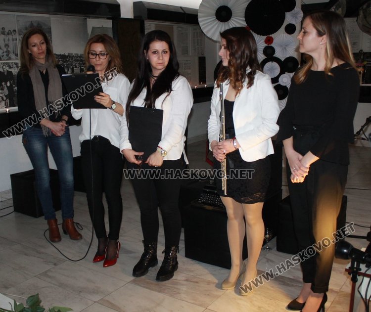 Млади и талантливи дами твориха музика и поезия за 8 март