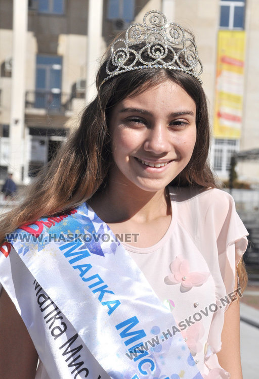 Кристин и Васко представят Хасково на международен конкурс за красота и таланти