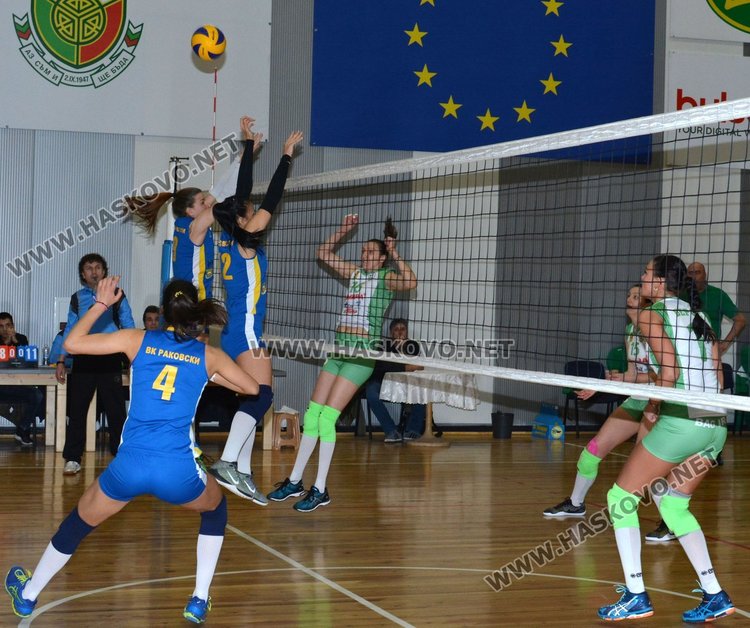 Волейболистките на "Раковски" загубиха от "Берое"