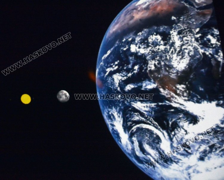 Наплив от посетители в димитровградския планетариум в неделя