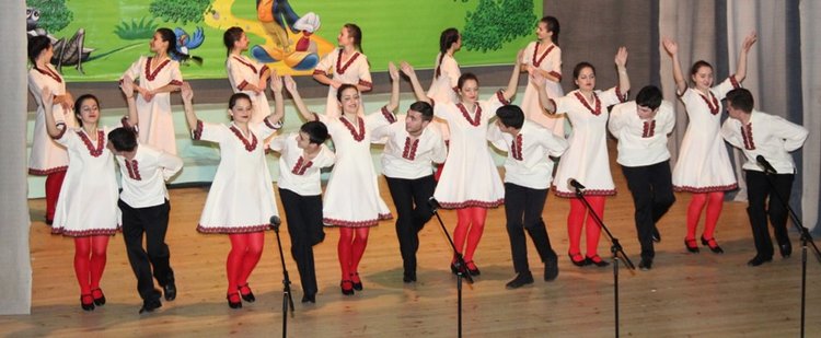 Концерт "На мама с  любов" препълни залата на читалище "Христо Ботев" в Смолян