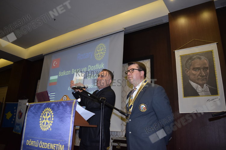 327 ротарианци казаха „да” на мира на Балканите в Одрин