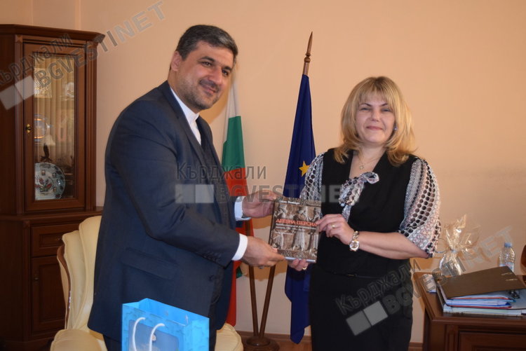 Ирански дипломати ще ни гостуват на фестивала „Бъдеще с традиции” в Кърджали, очаква се иранско участие