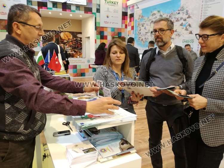 Шанхай оглежда Хасково за културен, СПА и винен туризъм