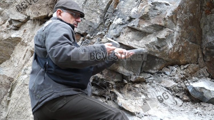 Топексперт за свлачището край Тикале: До 10 дни хората ще имат път