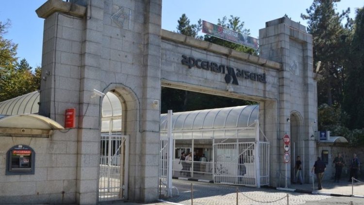 Почина пострадалият при инцидента в "Арсенал" работник