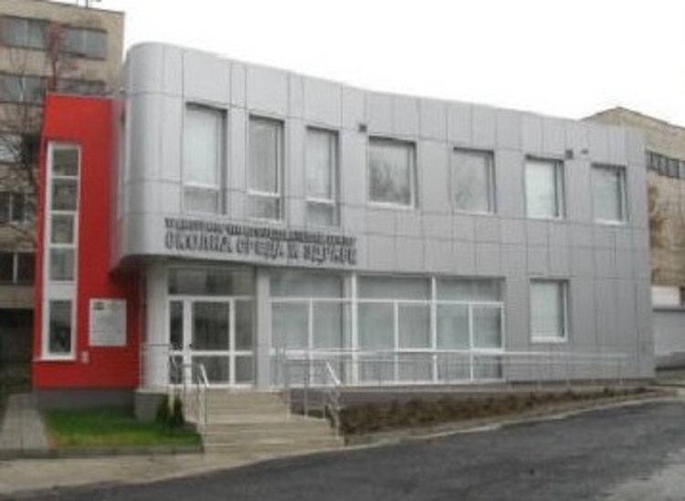 Служителите от РЗИ-Кърджали протестират за по-високи заплати