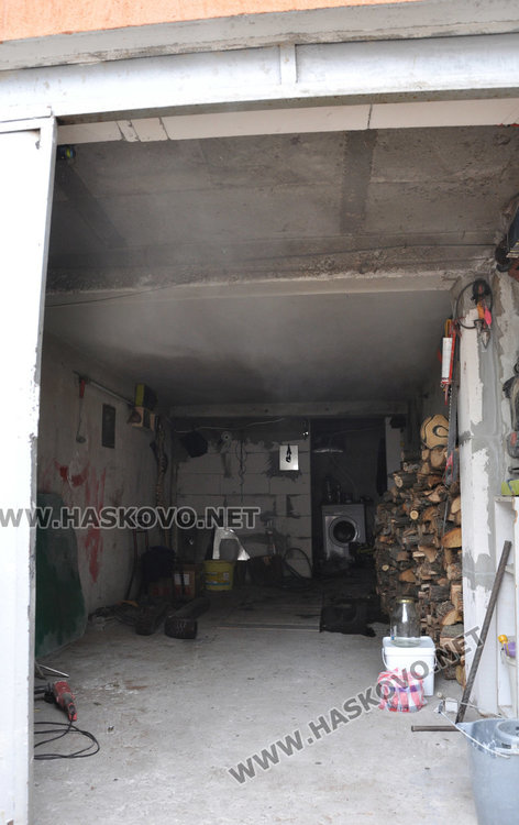 Задръстен комин изпуши и окади 3-етажна къща