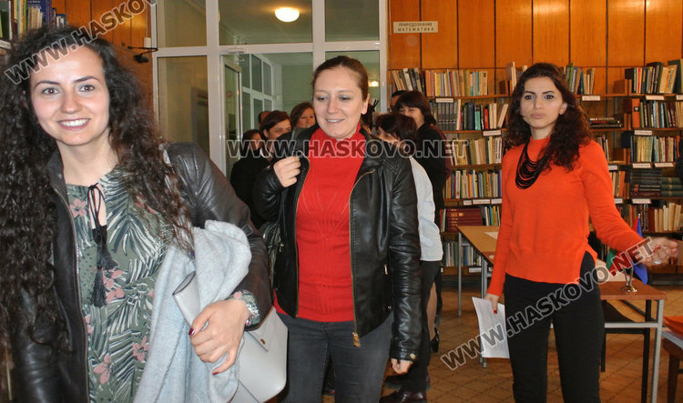 Библиотеката показва културно-исторически дестинации в Хасково на три езика
