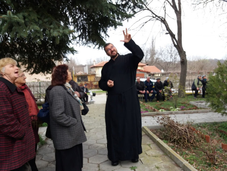 Църковната камбанария в Драгойново има нов купол