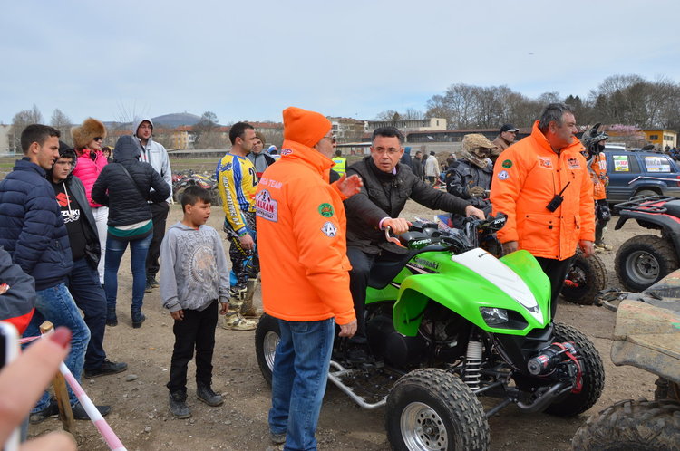 Супермашина, специално произведена за Балканската купа по офроуд, ще видят кърджалийци днес