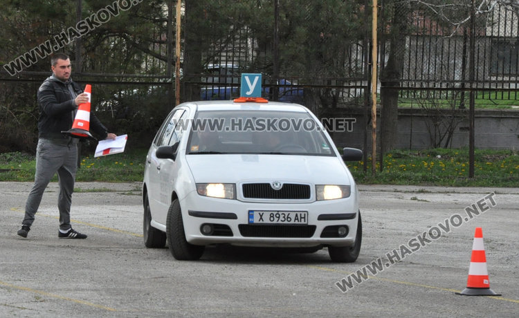 10 отбора в надпревара в Хасково за най-добър млад монтьор и шофьор
