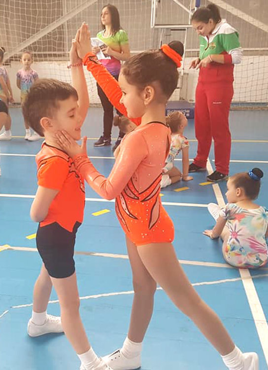 Куп медали за състезателите на „Виолена“ от Държавните първенства по аеробика