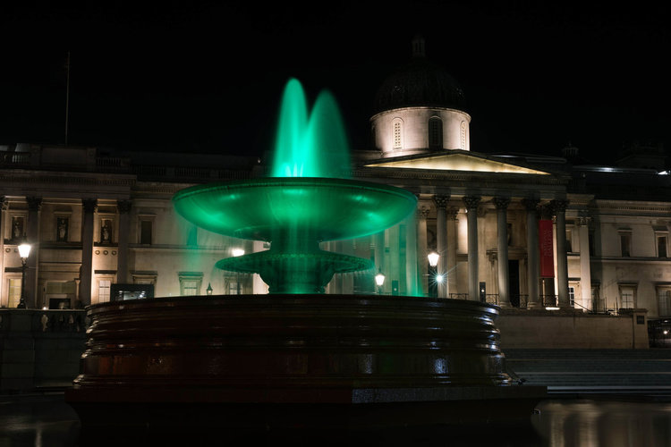 Фонтаните на Трафалгар Скуеър, Лондон