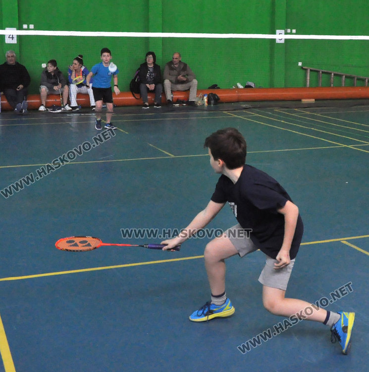 Два медала за бадминтона в Хасково до 17 г.  от „Млади таланти“ у дома