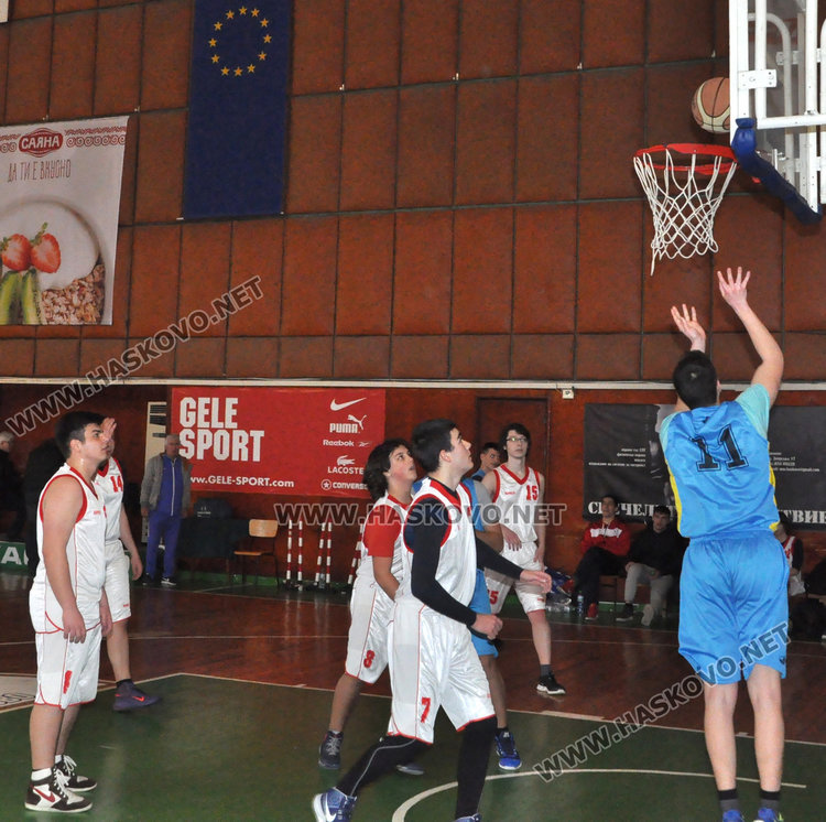 Юношите от ПМГ Хасково шампиони в областния финал по баскетбол