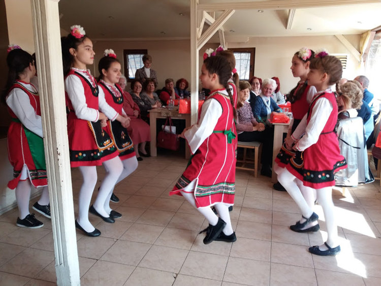 Първомайските пенсионери подкрепят подписката за преизчисляване на пенсиите