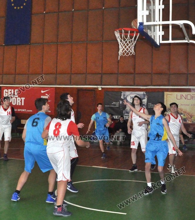 Юношите от ПМГ Хасково шампиони в областния финал по баскетбол