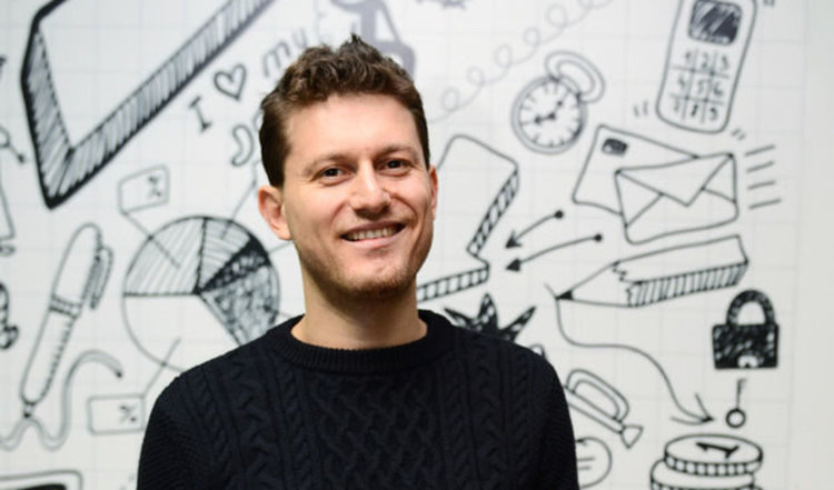 Светлин Наков