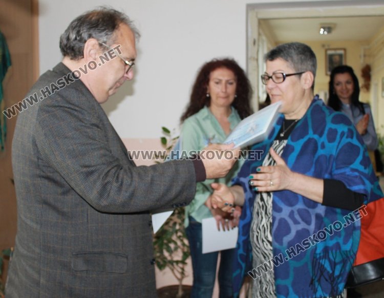 11 медала за каравеловци от национално състезание по история