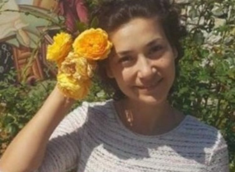 Петя Костова