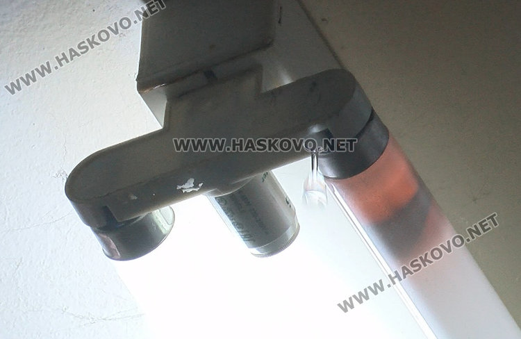 Започва ремонт на прокапалия покрив на зала „Дружба“