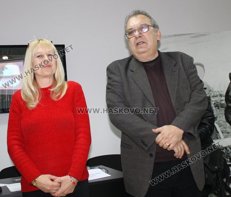 Каравеловци доказаха, че са достойни за името на своя патрон