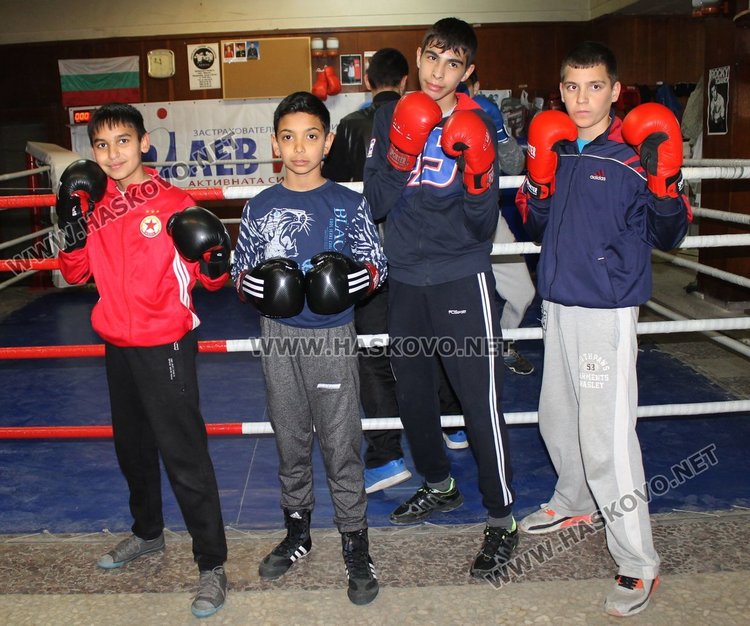 Два медала за Димитровград от държавното първенство по бокс за ученици