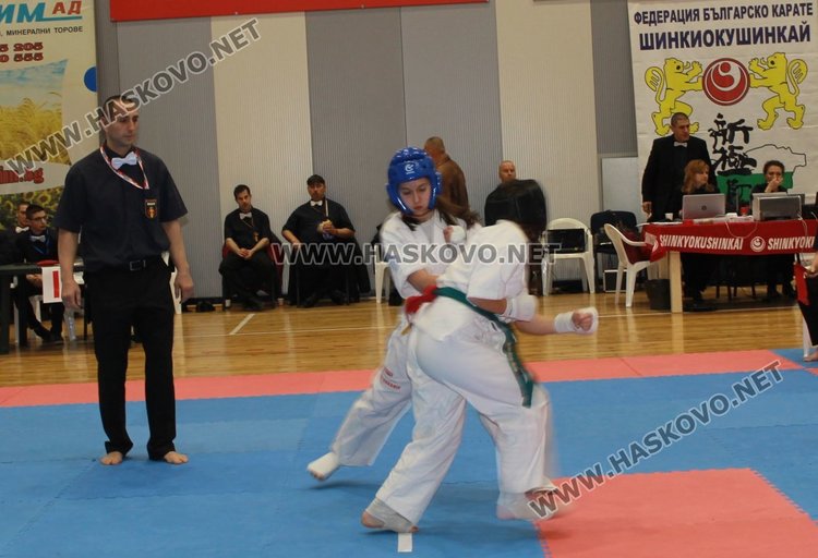 Рекорден брой участници на националното първенство по карате в Димитровград
