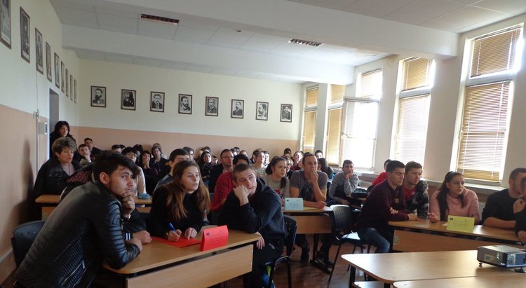 Златаровци - готови за матурата по БЕЛ