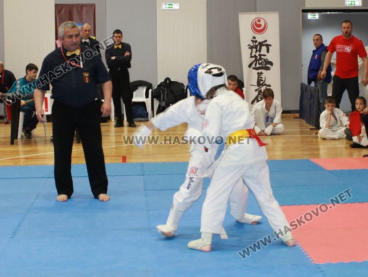 Рекорден брой участници на националното първенство по карате в Димитровград