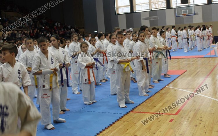 Рекорден брой участници на националното първенство по карате в Димитровград