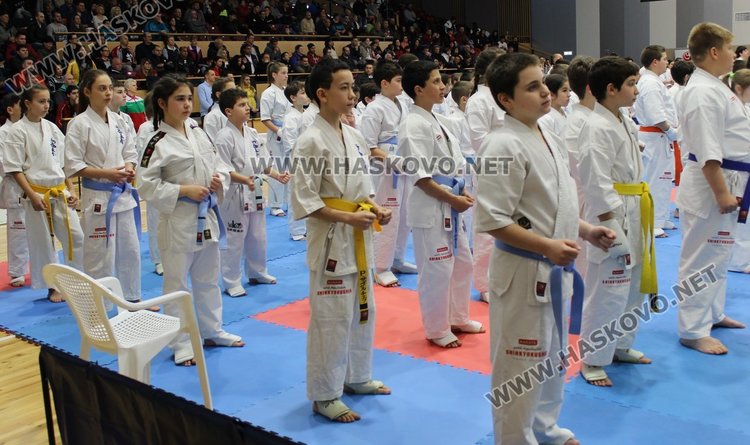Рекорден брой участници на националното първенство по карате в Димитровград