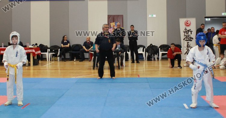 Рекорден брой участници на националното първенство по карате в Димитровград