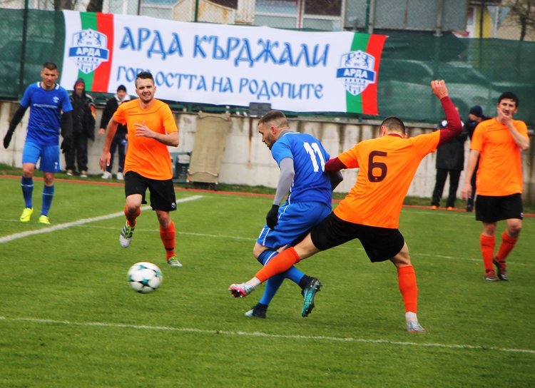 „Арда“ срази и „Загорец“ в дербито  в Момчилград