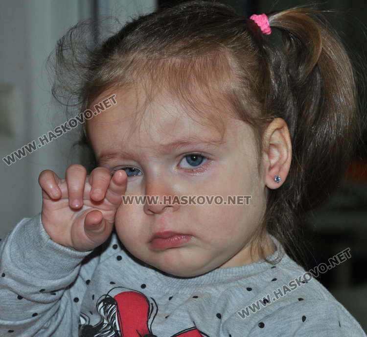 Дупчат ушите на малки и големи с модерна система на Благовец