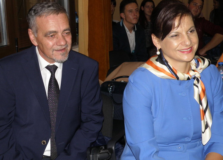 Владимир Уручев и д-р Даниела Дариткова организират съвместна приемна в община Чепеларе 