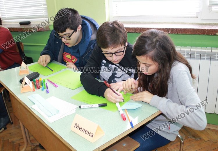 Шестокласници мериха сили в състезанието "Млад Каравеловец"