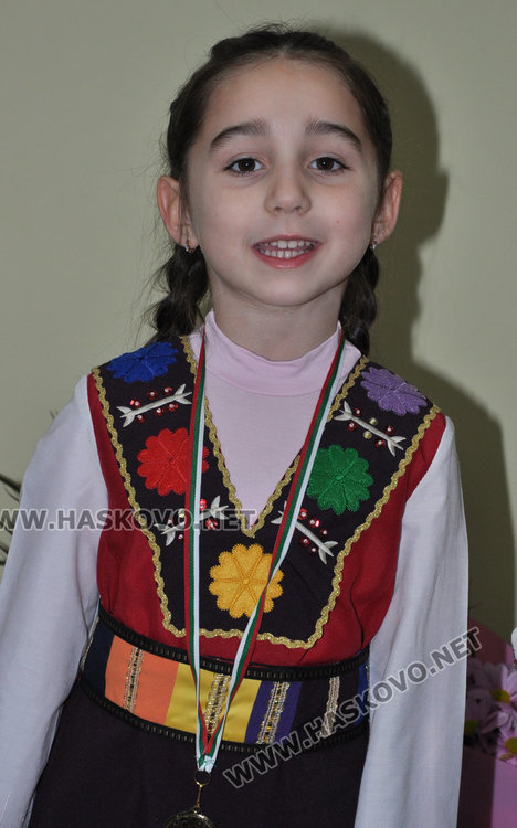 Трима възпитаници на градина „Слънце“ с призови места във фолклорен конкурс