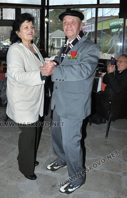 Подготвилият си гроба приживе хасковлия празнува юбилей