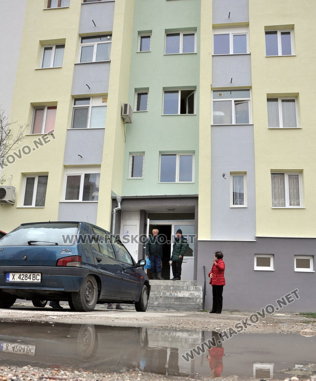 Блок 24 в Бадема тъне в кал, живеещите 30 г. чакат облагородяване