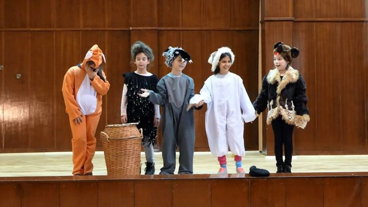 С представителна изява малките театрали от „Златаров“ отбелязаха Световния ден на Театъра