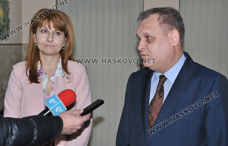 Съдиите Хайгухи Бодикян и Георги Чолаков