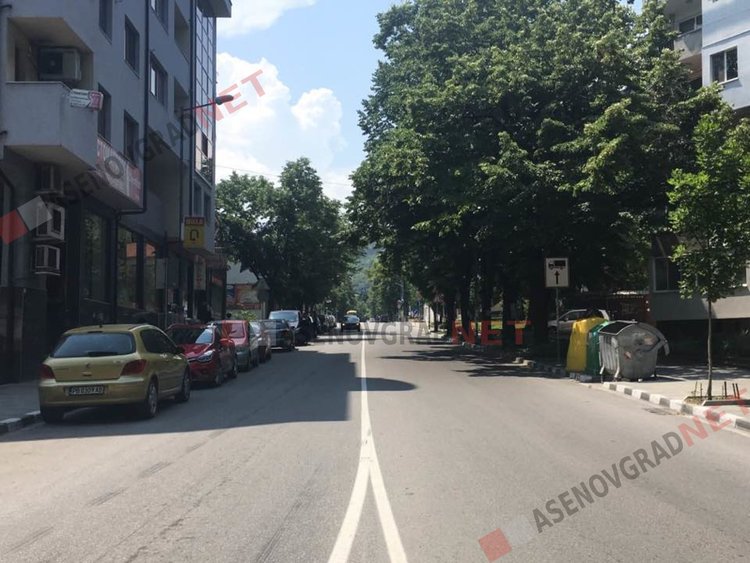 В Асеновград се извършват текущи ремонти на улици