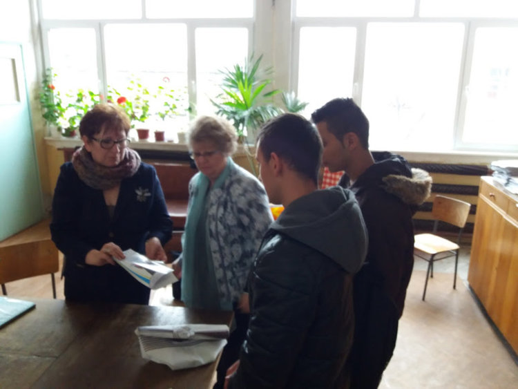 Декан от Аграрния университет се срещна със зрелостниците на Професионалната гимназия