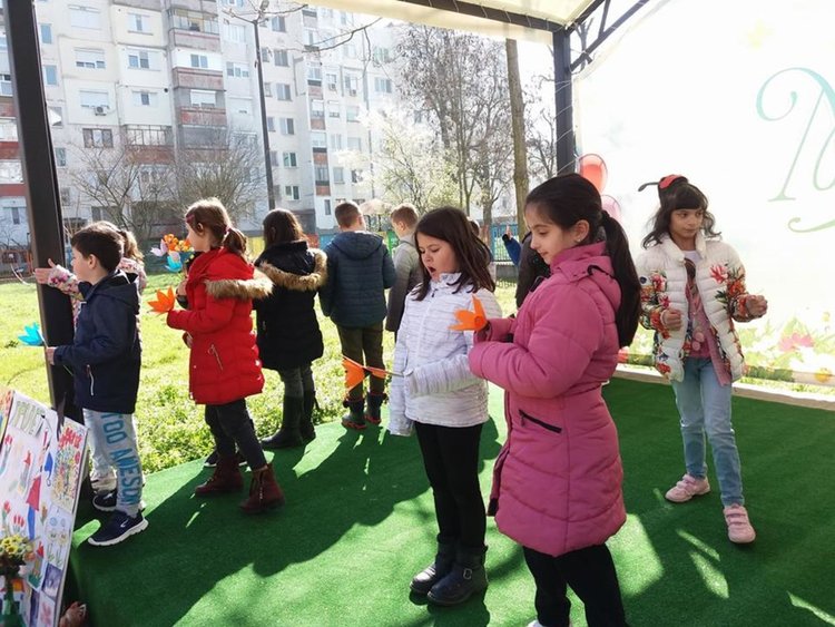 Посрещнаха пролетта в Дневния център